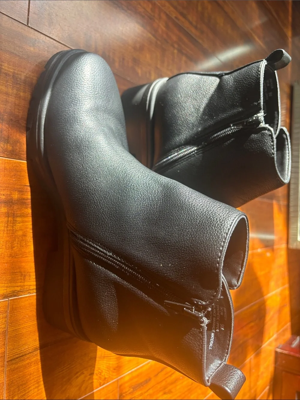Kelly & Katie sleek black